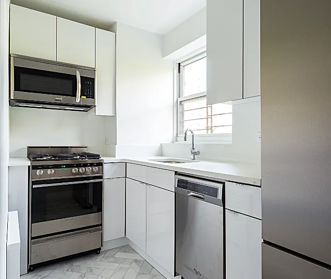 275 South St #19G — Photo 4
