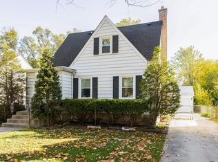 2313 S 11th Ave, Broadview, IL 60155