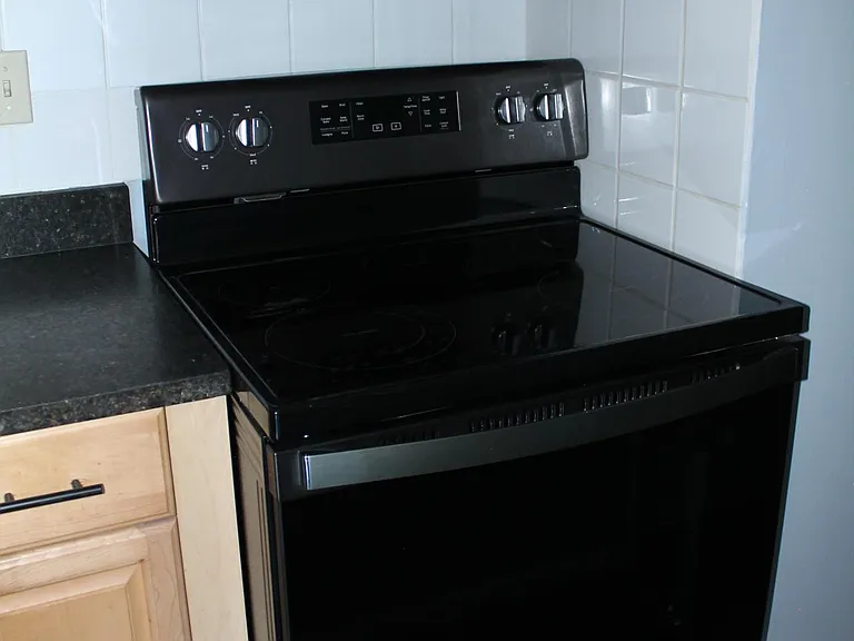 24325 Detroit Rd #202A — Photo 8