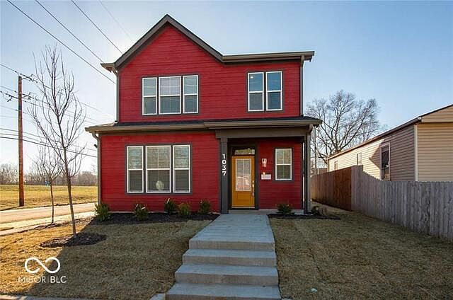 1st image of 1037 W 18th St