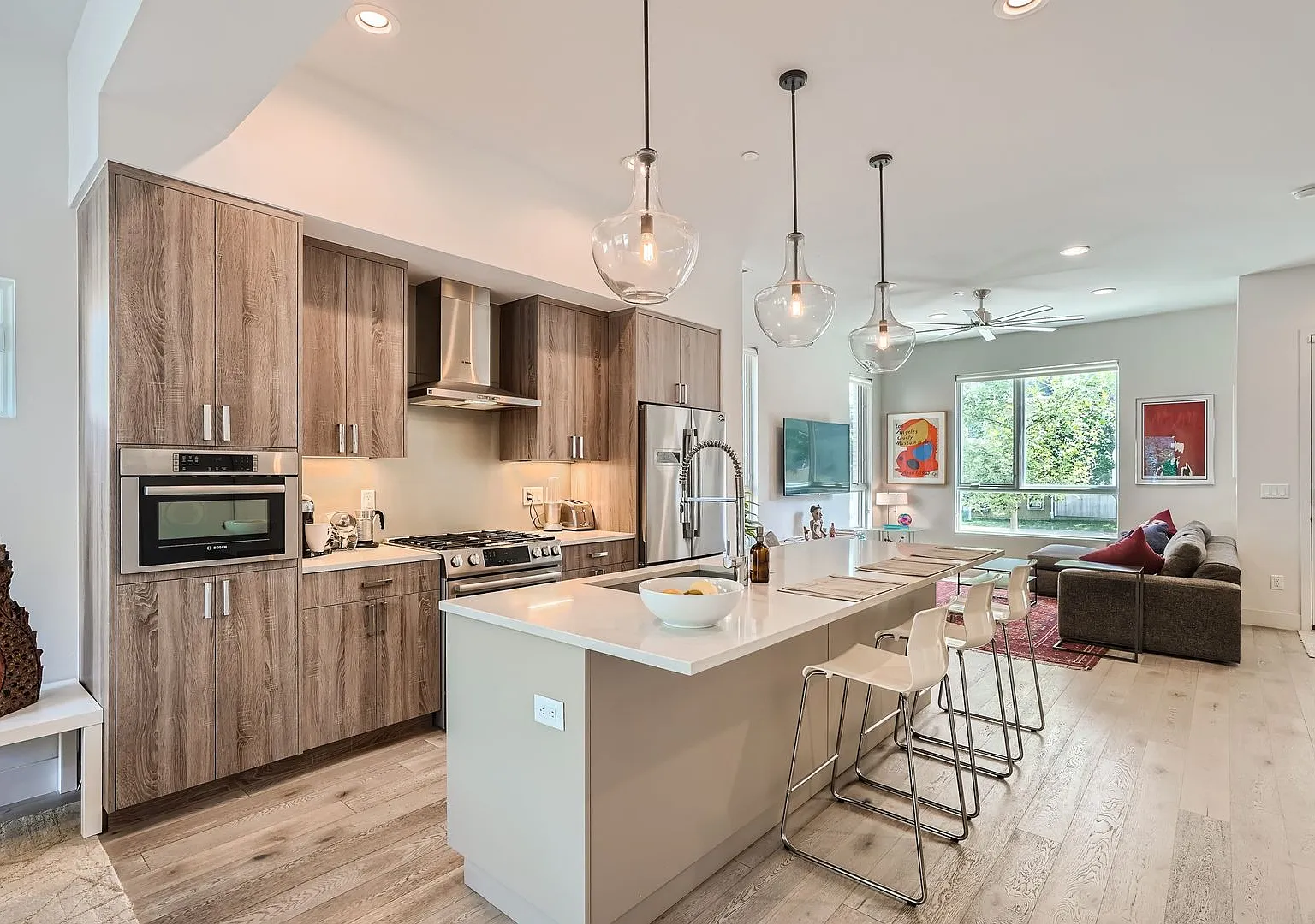 Modern 3 BDR S'Park Boulder Townhome — Photo 2