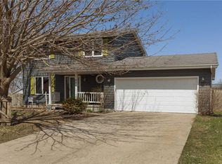 901 Lincoln Ct SE, Bondurant, IA 50035