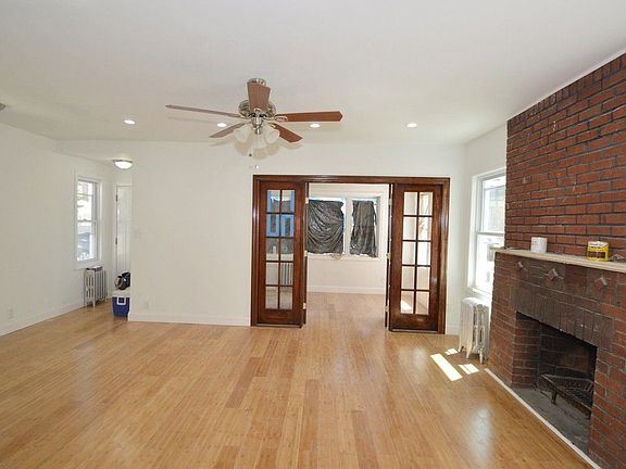 5th image of 10016 203rd St