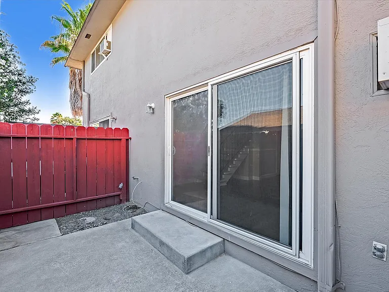 835 Palomino Dr #2 — Photo 12