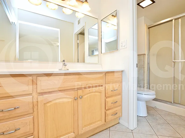 4265 E Vineyard Rd — Photo 18