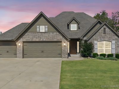 1819 E 43rd St, Sand Springs, OK, 74063