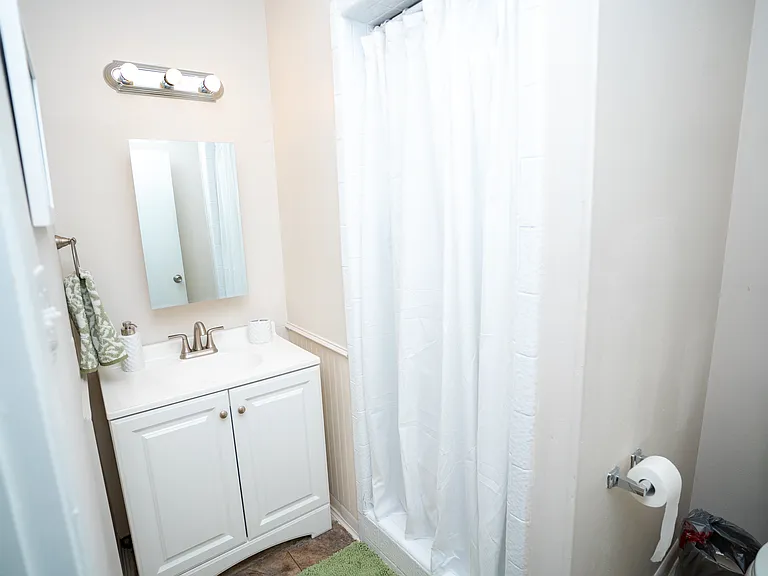 1801 Glenwick Ln #1 — Photo 6