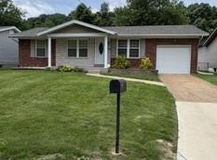 3342 Boca Raton Dr, Arnold, MO 63010