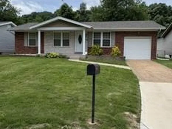 3342 Boca Raton Dr, Arnold, MO 63010