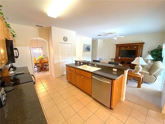 5th image of 4632 Cumbrian Lakes Dr
