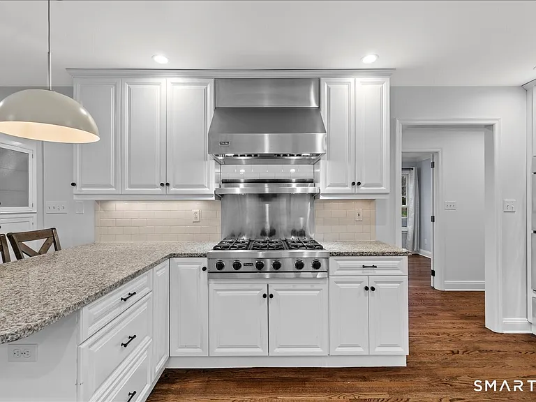 116 Scarlet Oak Dr — Photo 3