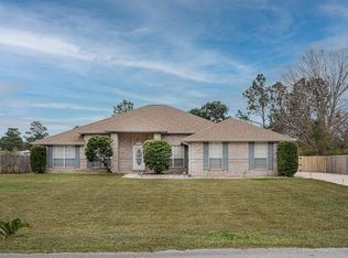 7613 Woodmont Rd, Navarre, FL 32566