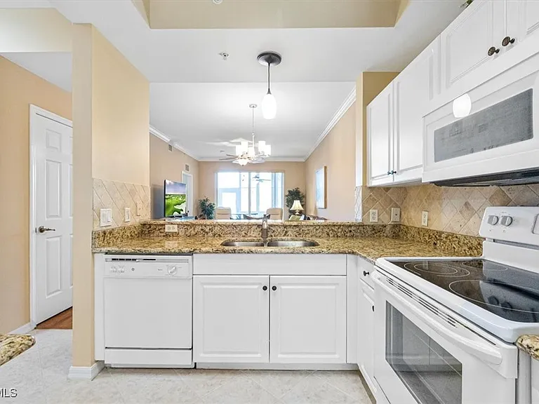 14571 Legends Blvd N #106 — Photo 9