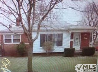 17021 Macarthur St, Redford, MI 48240