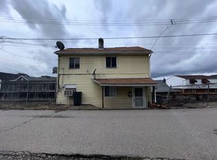 421 Erie Ave, Glassport, PA 15045