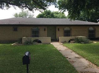 908 S Colonial Dr, Cleburne, TX 76033