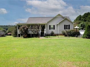 946 Gardner Springs Rd SE, Adairsville, GA 30103