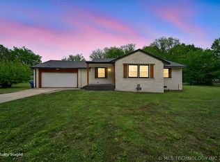 418 S Brewer St, Vinita, OK 74301