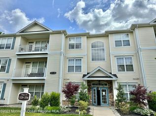 334 Saint Andrews Pl, Englishtown, NJ 07726