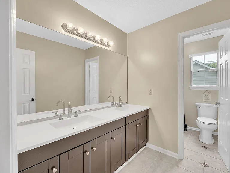 8335 Springhead Ln — Photo 34