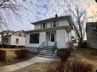 284 W 4th St, Manteno, IL 60950