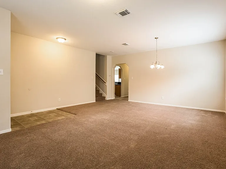 2723 Durham Chase Ln — Photo 4