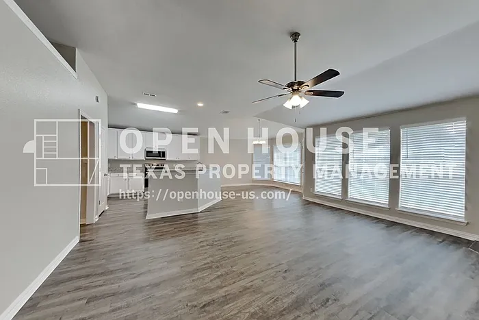 408 Jeffdale Dr — Photo 4
