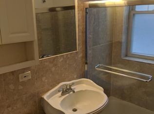 2316 W Sunnyside Ave #2J, Chicago, IL 60625
