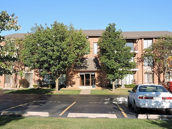 2nd image of 15401 West Ave