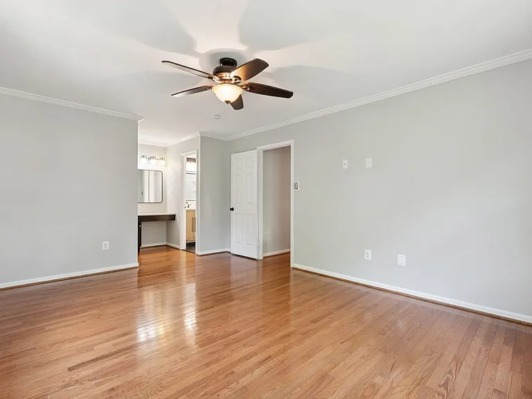 7401 Willshire Hunt Ct — Photo 20