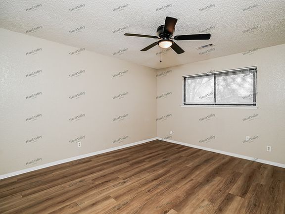 5th image of 2752 S 135th East Ave