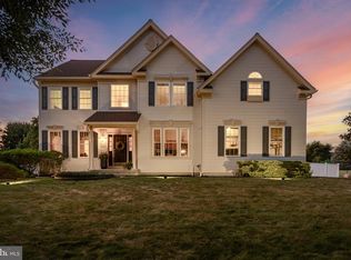 33 Amaryllis Ln, Lumberton, NJ 08048