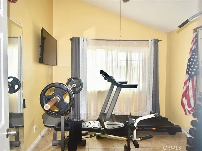 2224 S Anchor St — Photo 13