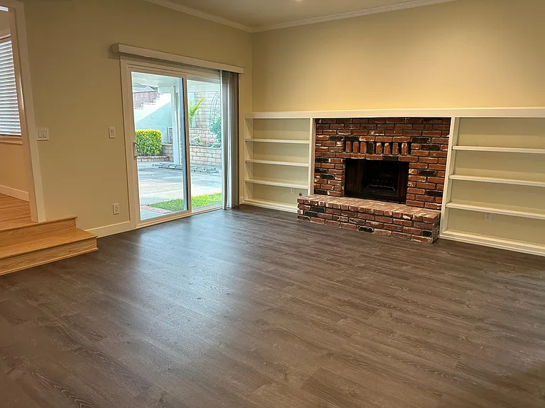 1473 Fulton Ave — Photo 10