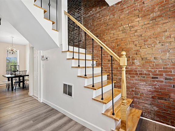 4th image of 5044 Enright Ave
