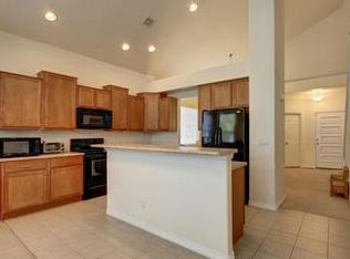 567 N Millbrook St, Aurora, CO 80018