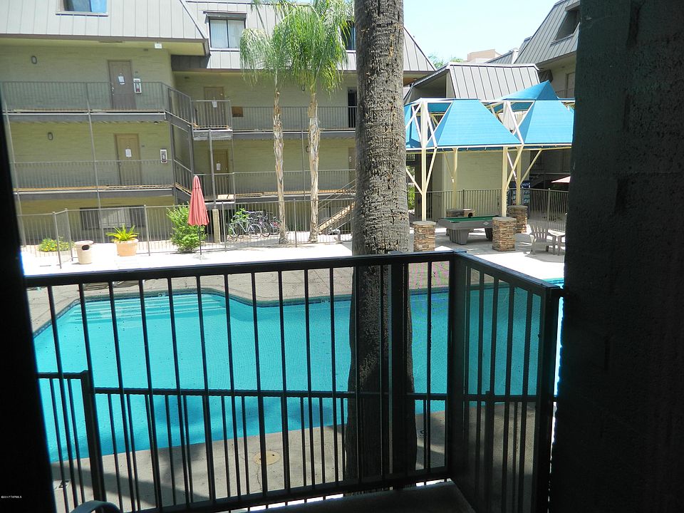 1st image of 931 N Euclid Ave #112