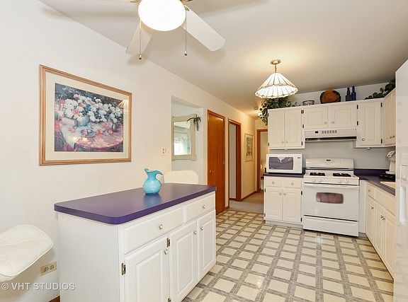 4th image of 15614 Centennial Ct