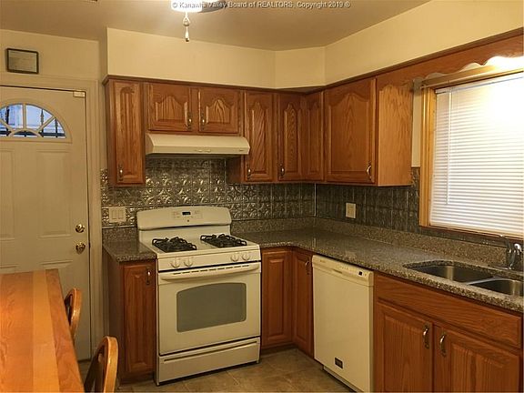 5th image of 4404 Lancaster Ave
