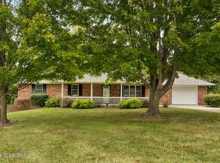 6703 Pine Ridge Rd, Jefferson City, MO 65101