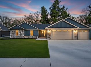 1611 Elderberry St SE, Demotte, IN 46310