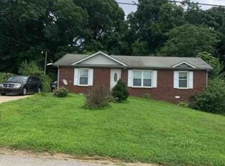 1506 Sunshine Dr, Clarksville, TN 37042