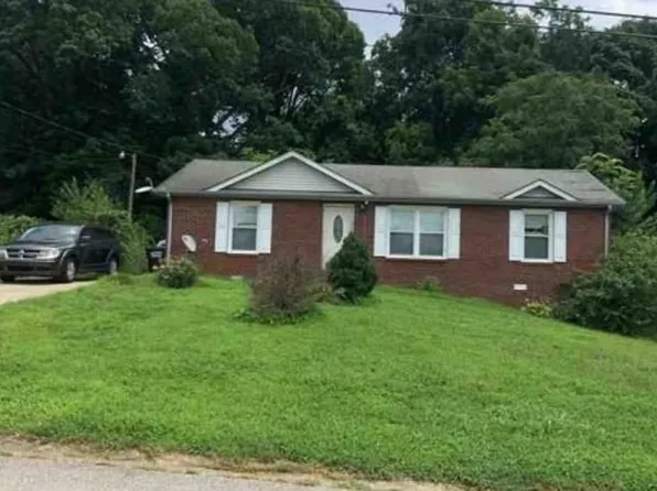 1506 Sunshine Dr, Clarksville, TN 37042