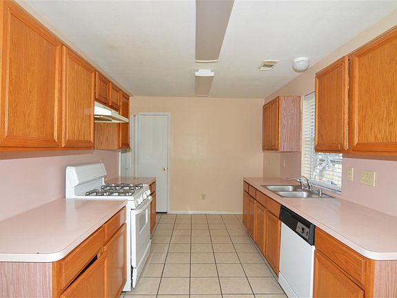 4th image of 11514 Sagecreek Dr