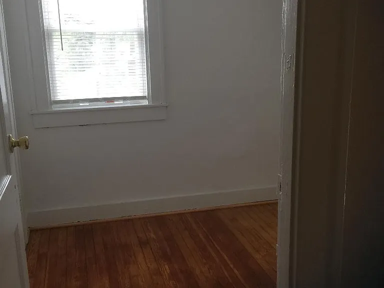 Small/extra bedroom