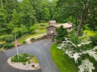 252 Log Bridge Rd, Coventry, RI 02816