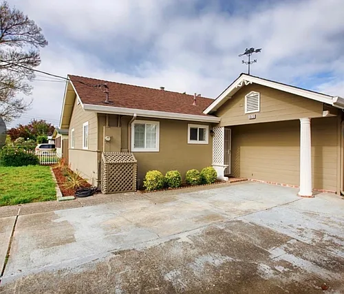 3573 Eugene St #A Photo 1