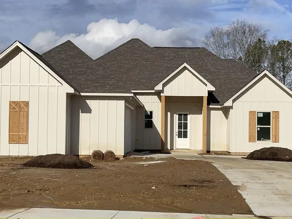 124 Catherine Blvd, Clinton, MS 39056