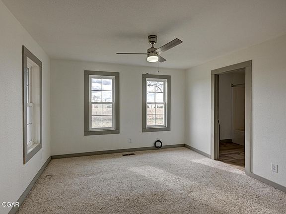 5th image of 14105 Lawrence Rd #1022