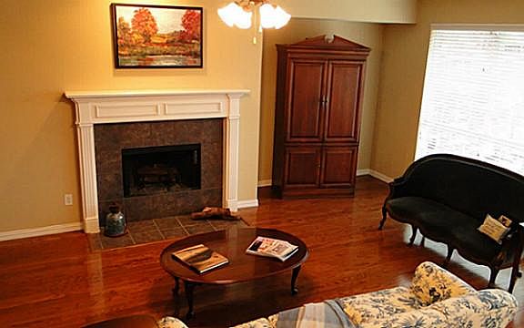 5th image of 6810 Westover Dr